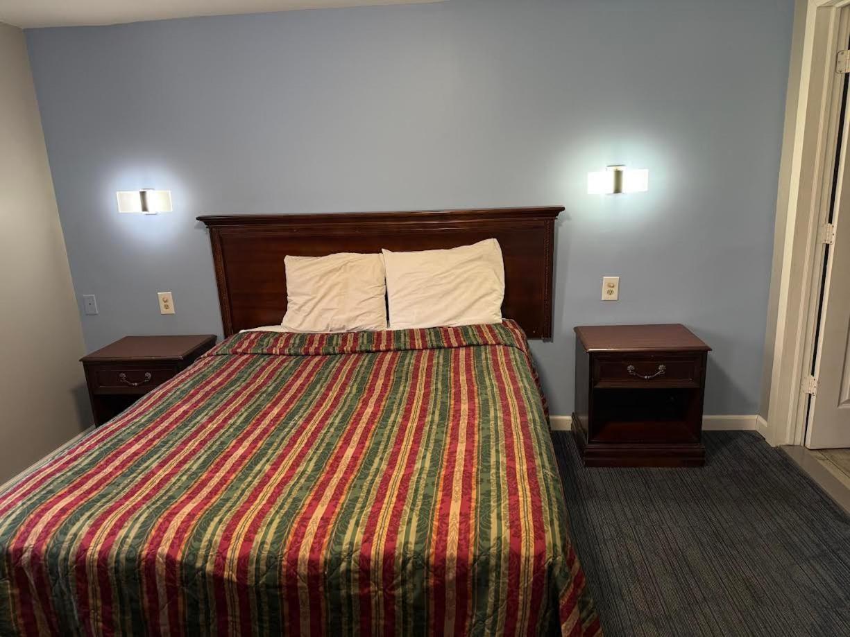 Passport Inn & Suites Chaplin Екстер'єр фото